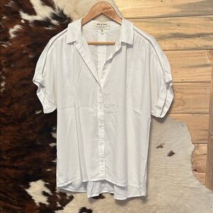 Anthropologie Cloth and Stone White Casual Button Down Shirt.